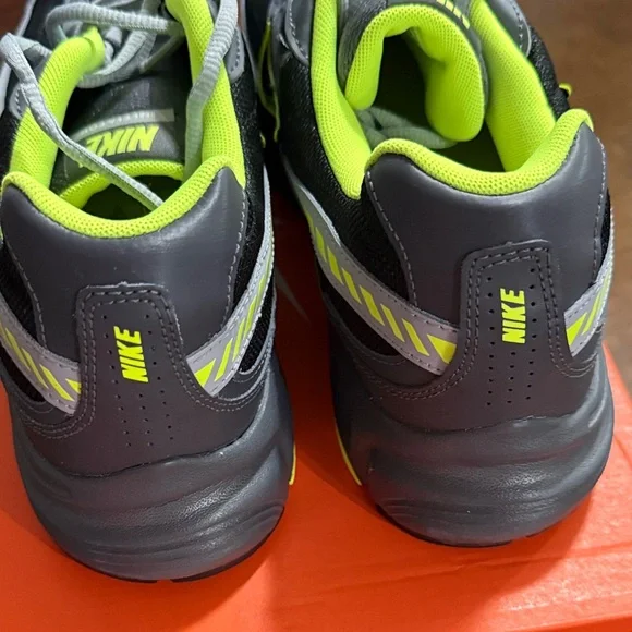 Nike Initiator (black/black-dark grey) - Picture 4 of 7